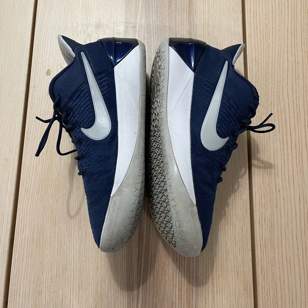 Nike‎ Kobe AD GS “Midnight Navy” Basketball Shoes 869987-406 Size 5.5Y